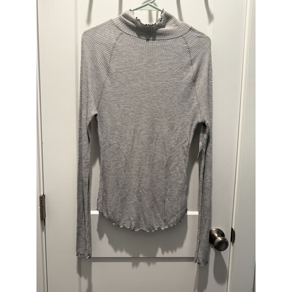 Free People L5116 Gray Heathered Waffle Make It Easy Thermal Top Size M NWT - Picture 3 of 7